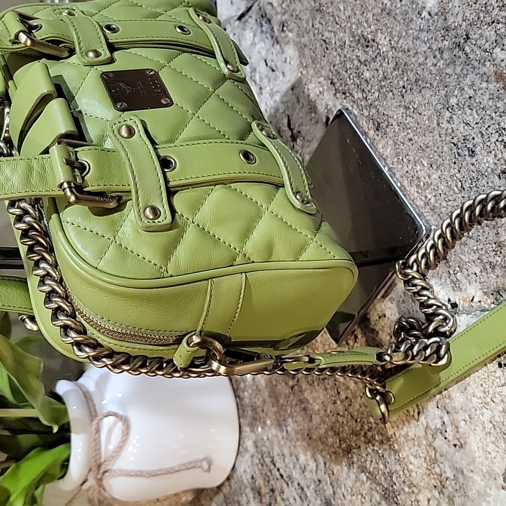 MCM EUC Leather Lime Green Quilted Satchel - Picture 2 of 11